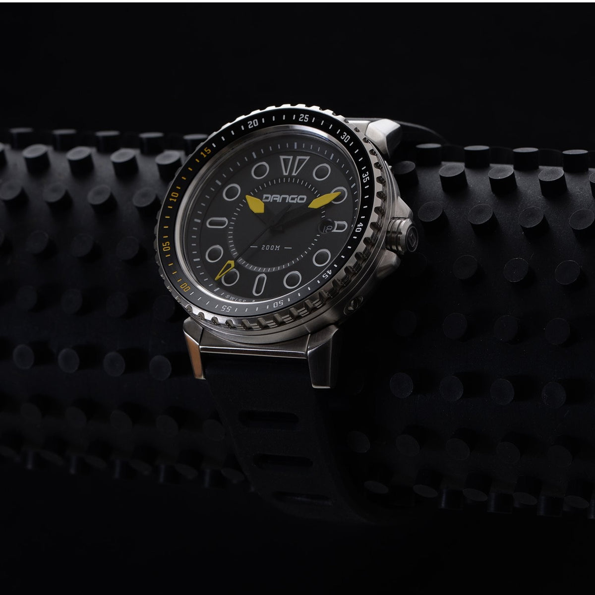 DV-01 Dive Watch