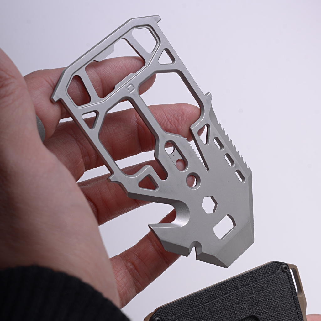 MT04 Multi-Tool - Monitoimityökalu