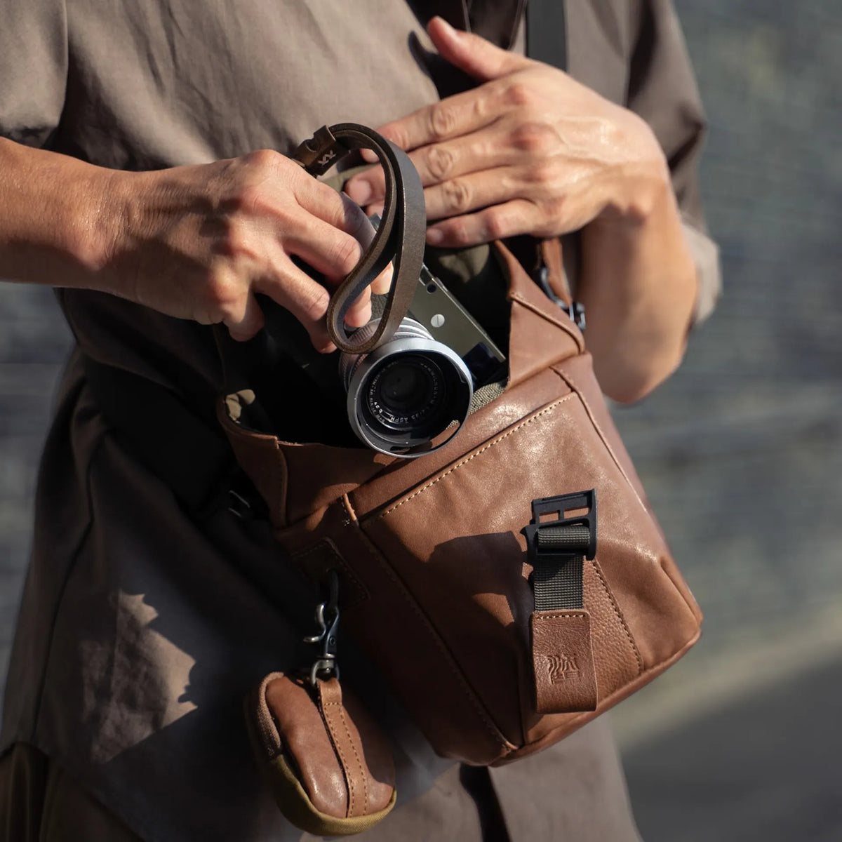 Pilot Leather Travel Camera Bag 2 L