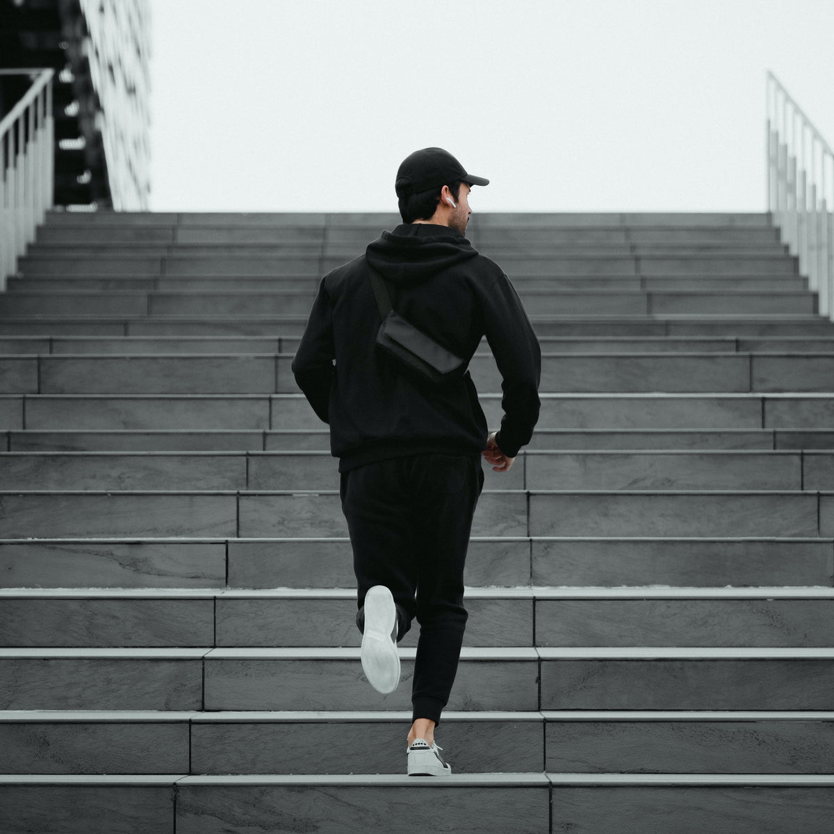 Dayfarer Active Sling