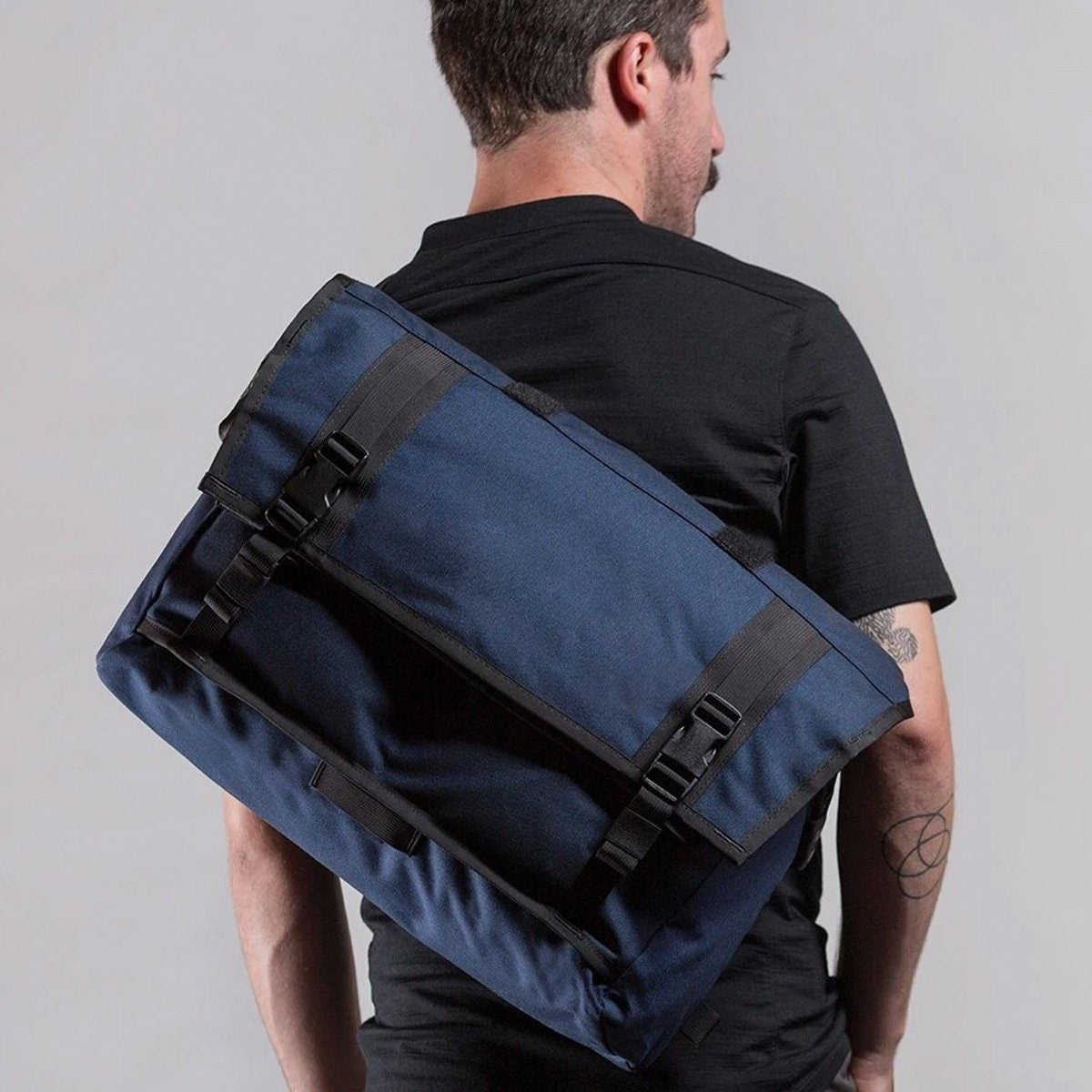 Rummy Messenger Bag