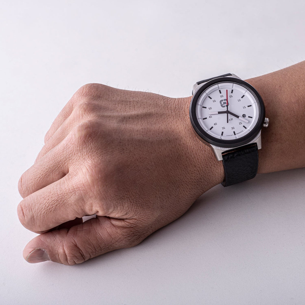 Dapper Watch White