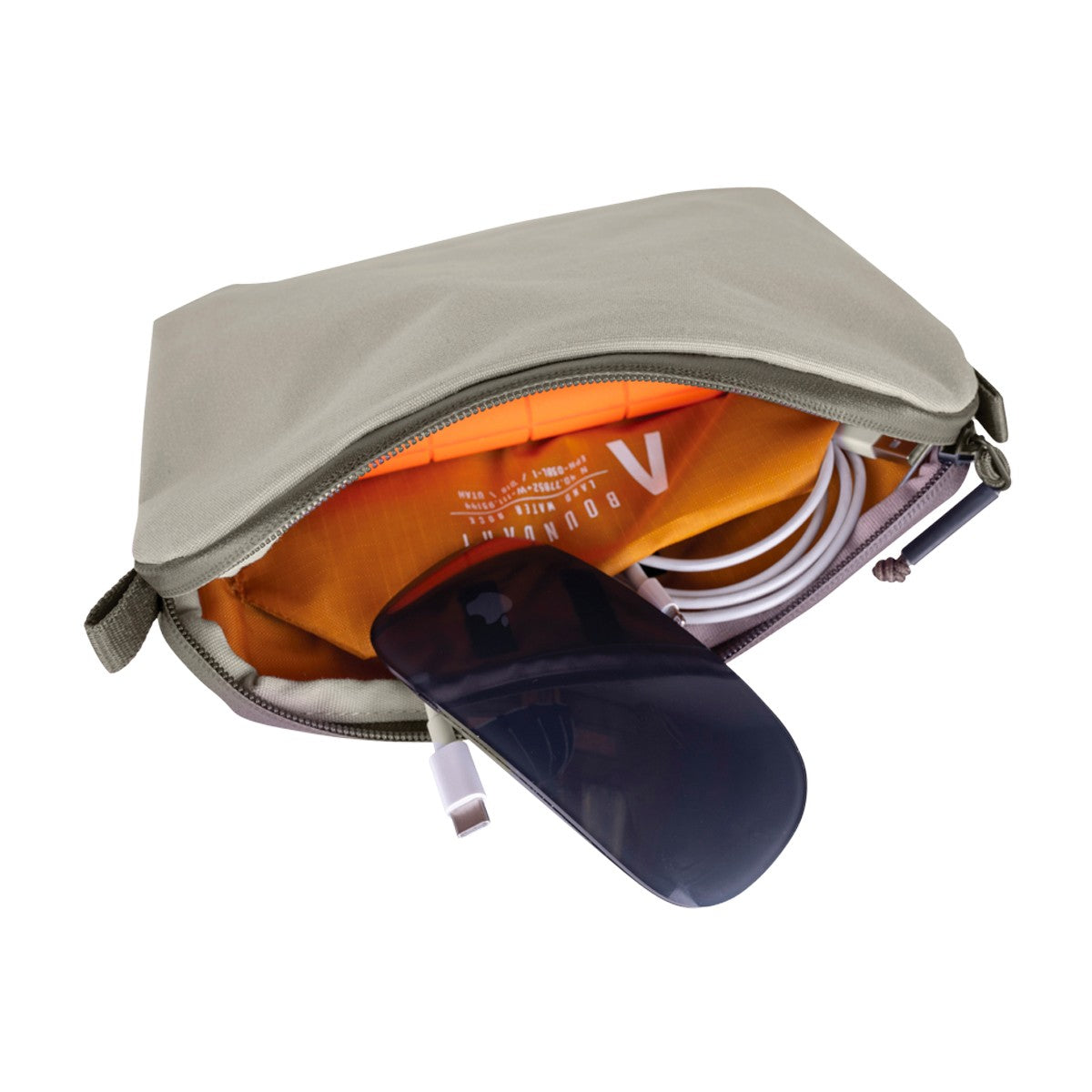 Rennen Pouch