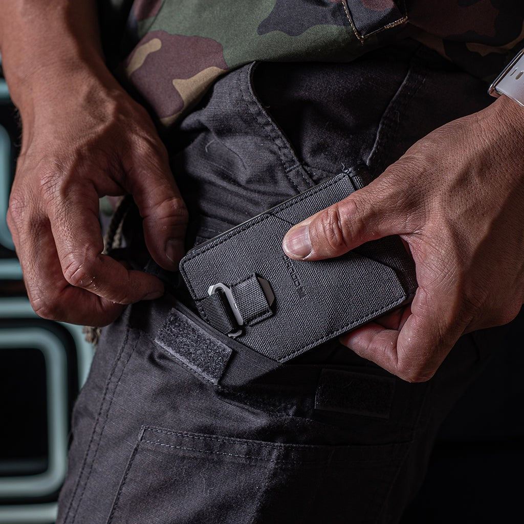 M1 Lite Ultem® Bifold Wallet