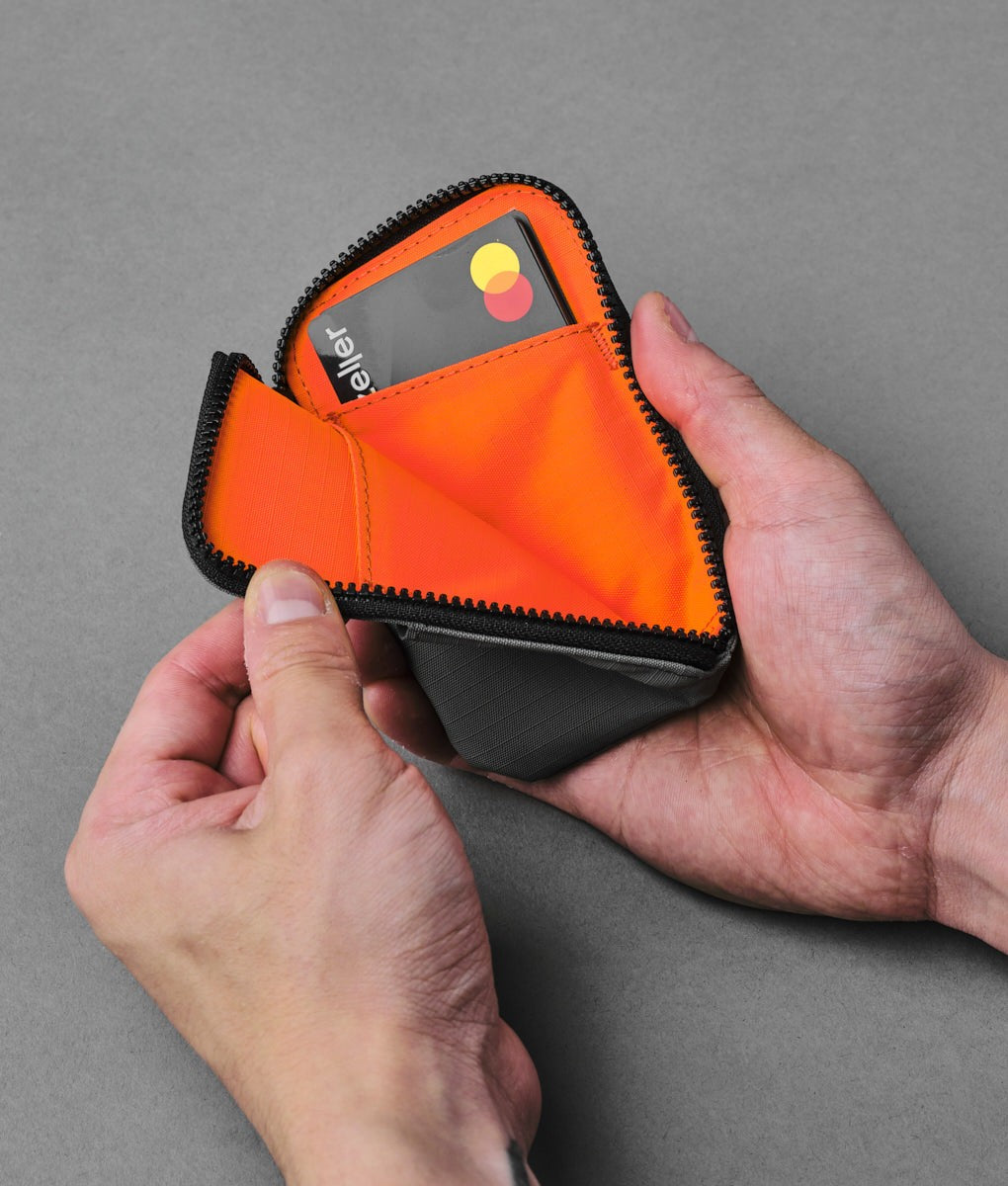 Zip Card Pouch - Lompakko