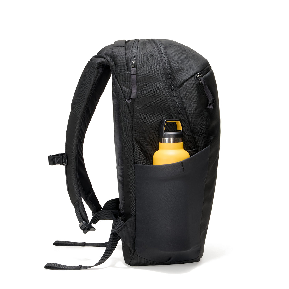 Civic Half Zip 22 L Backpack