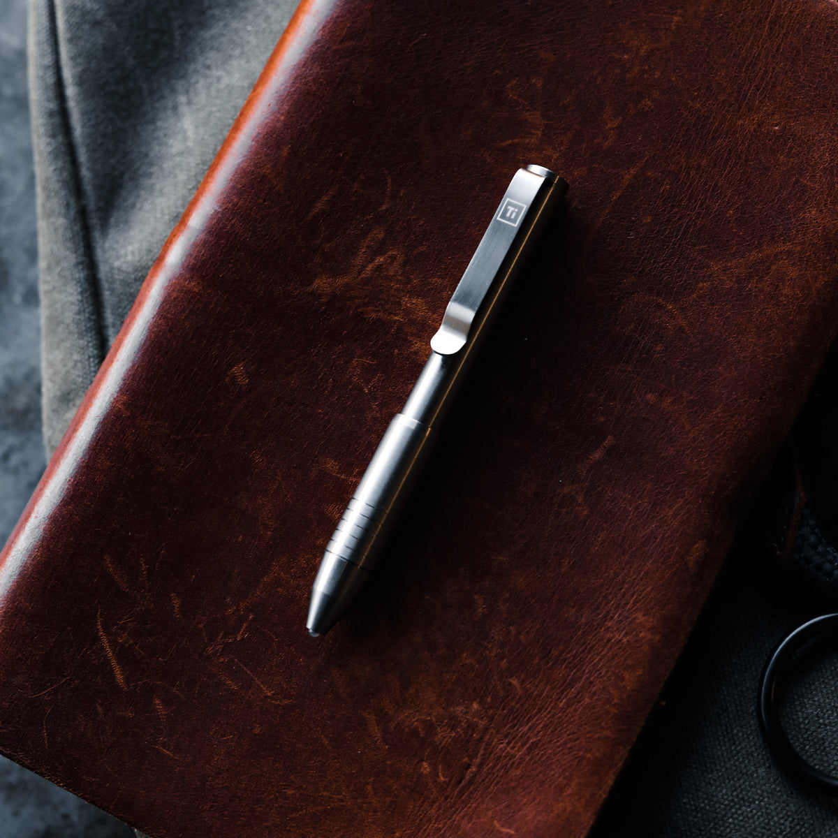 Pocket Pro Titanium Pen