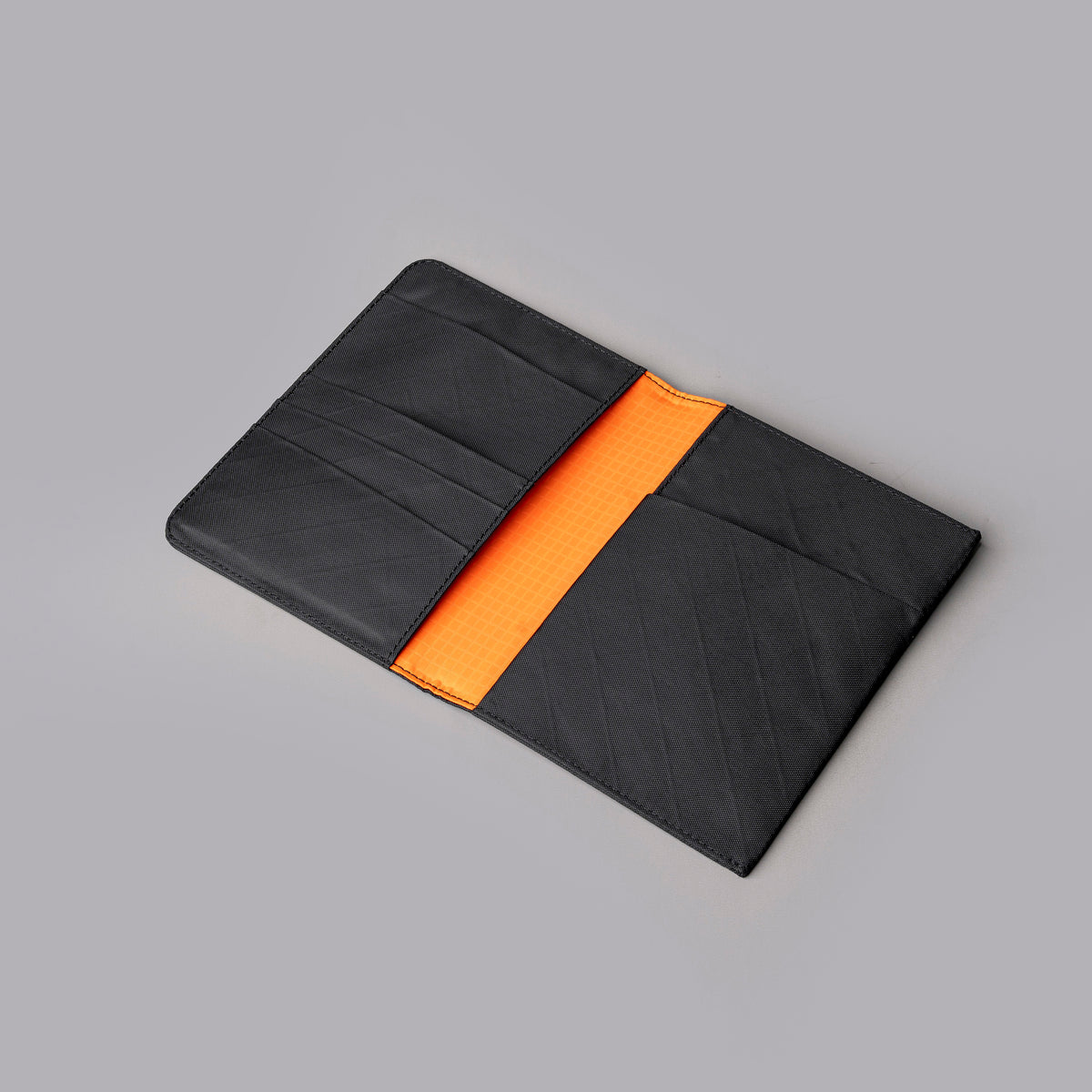 Ark Bifold Passport Wallet