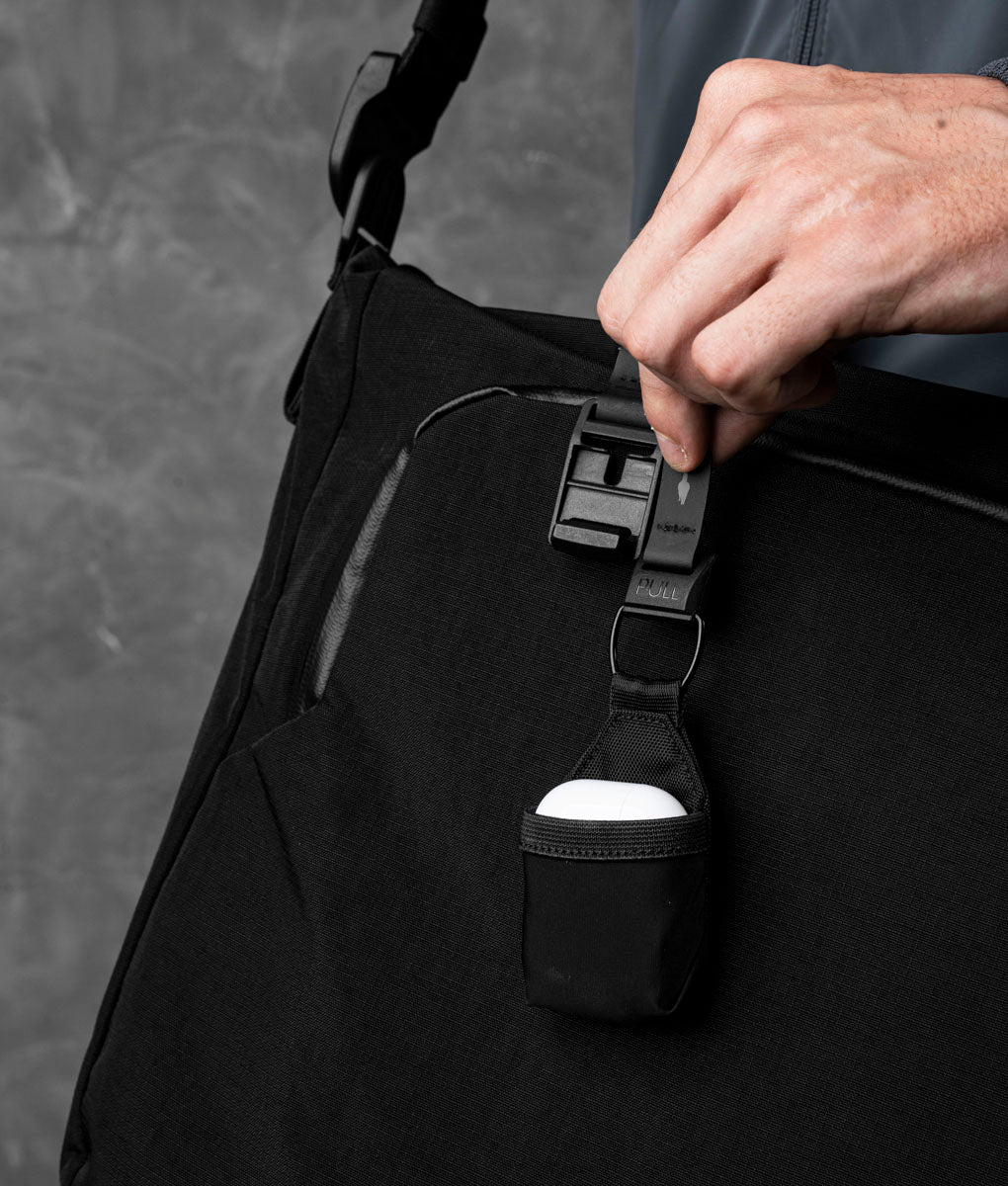 BravoTote14LAxoflux400DRipstopNylonBlack_0024.jpg