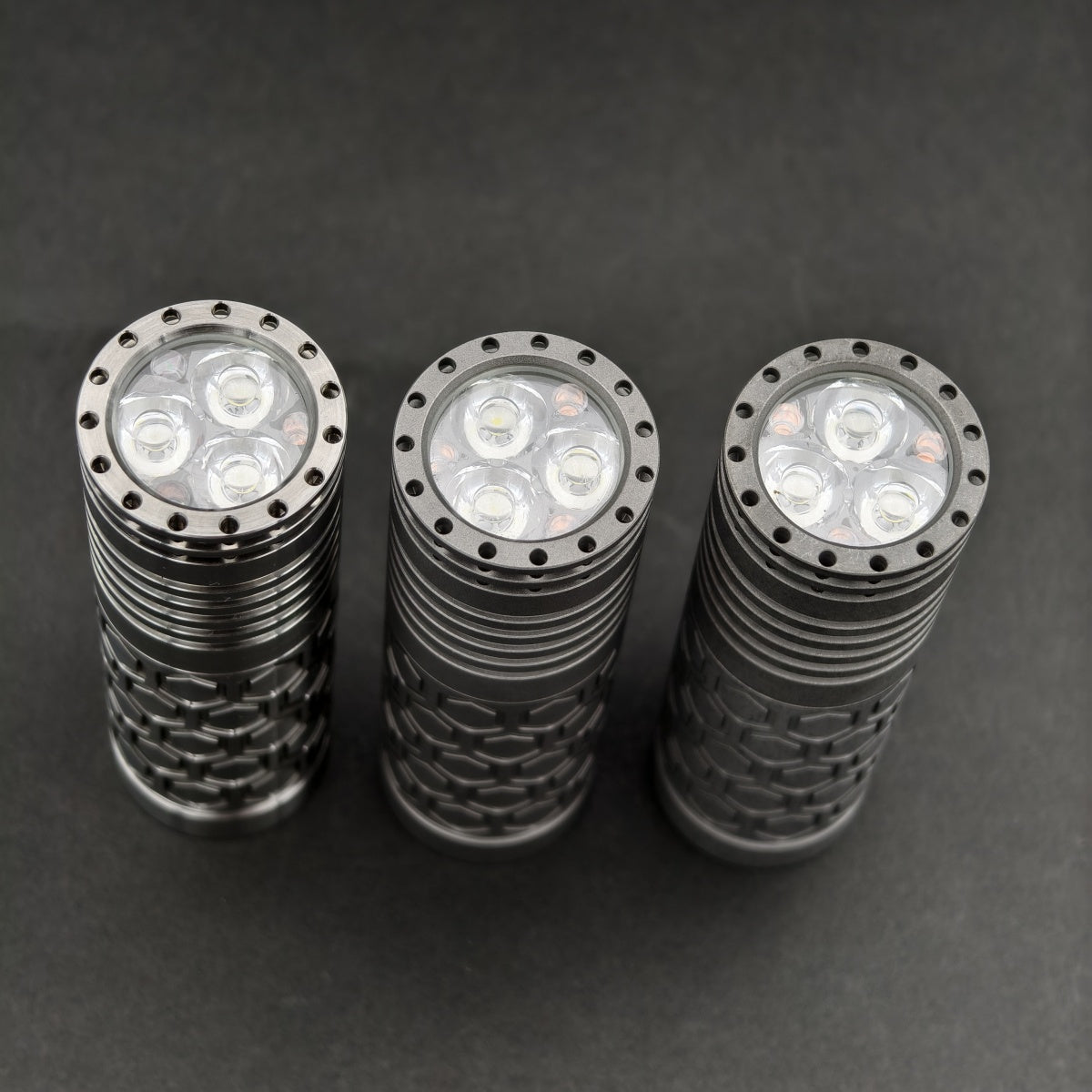 Dawn Hex Titanium - Taskulamppu