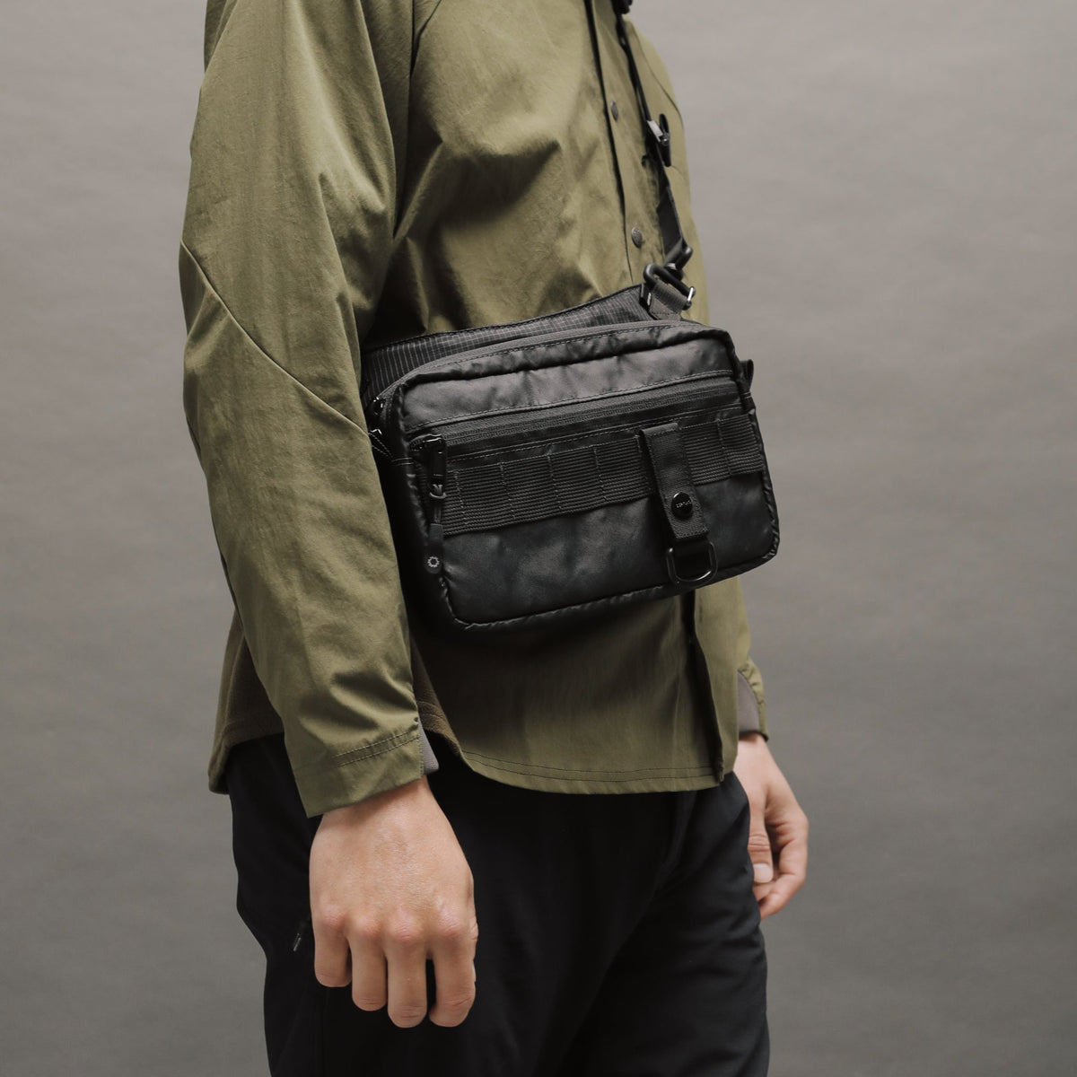 Sling Pouch Medium