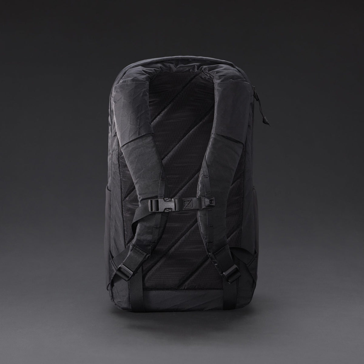 Civic Half Zip 22 L X-Pac® Backpack