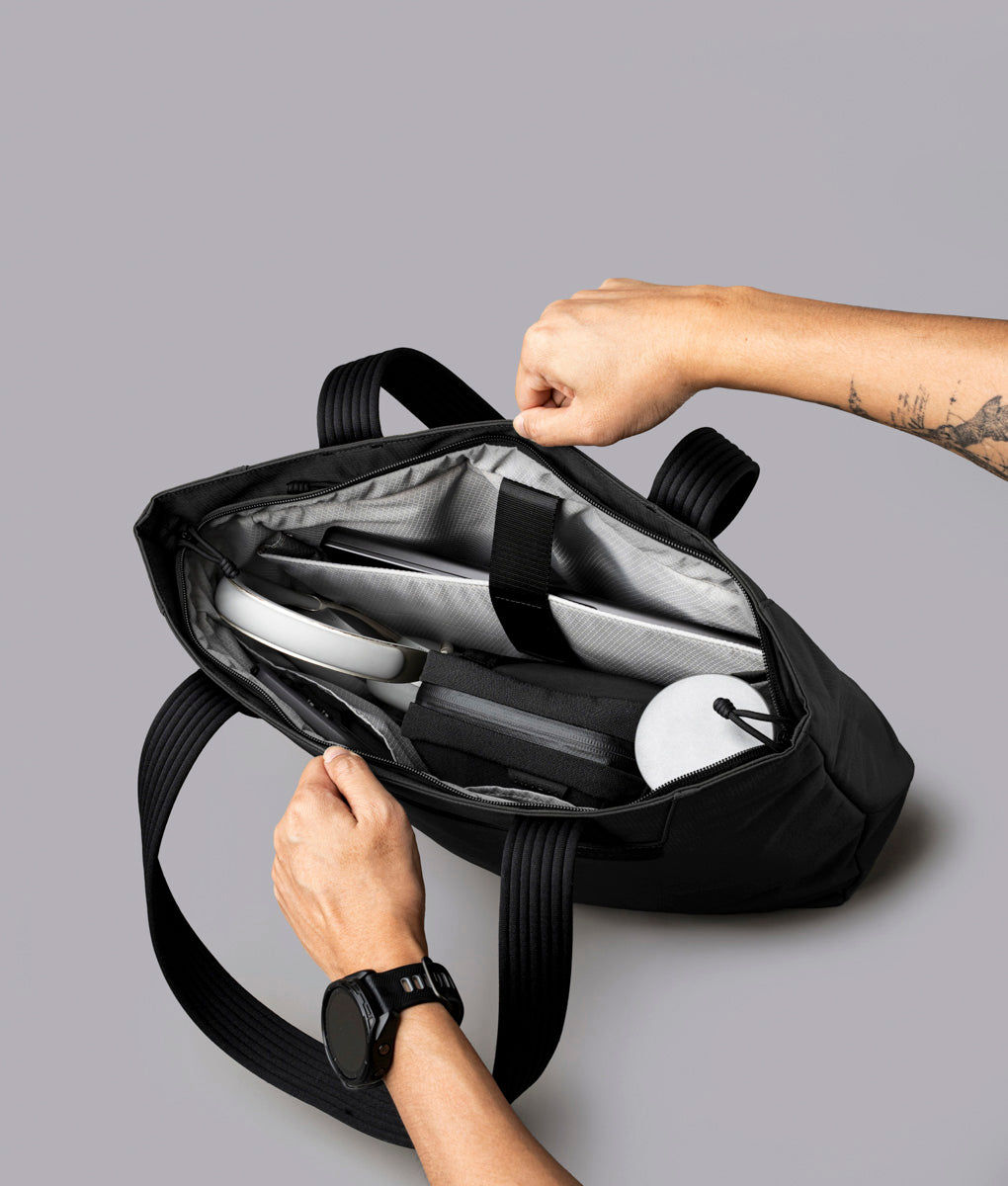 Flight Tote