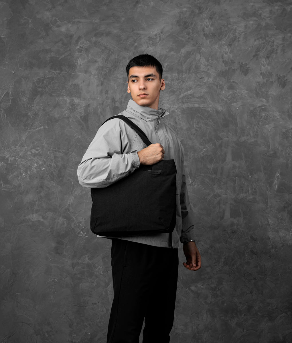Flight Tote