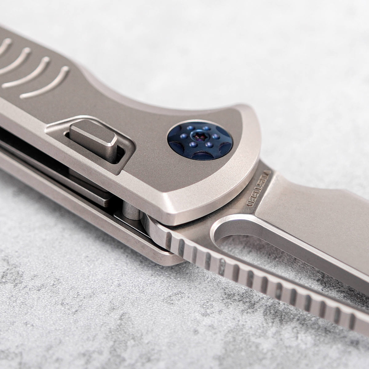 Gavko Leopard - Veitsi