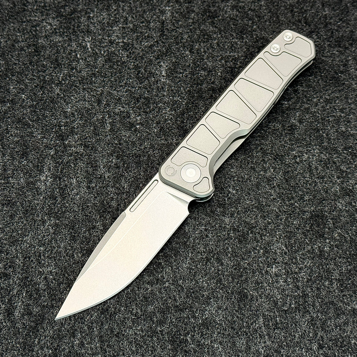 Neutron Star Era-2 Nail Groove Knife