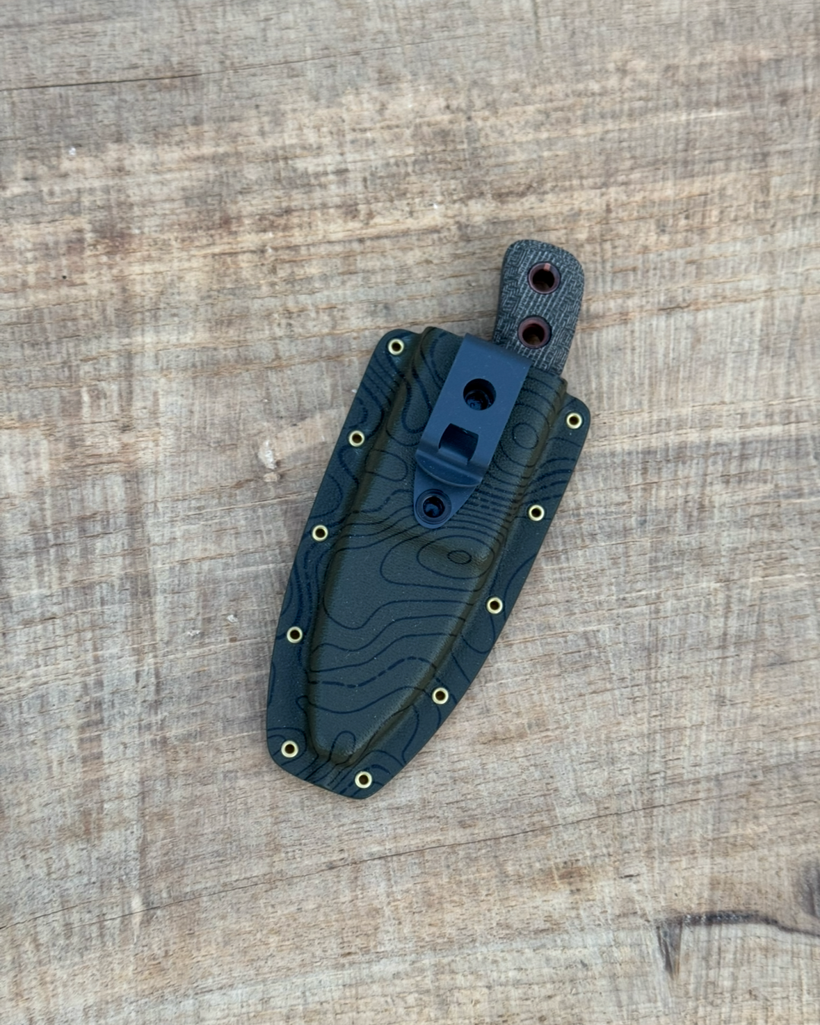Textured Wicket Knife