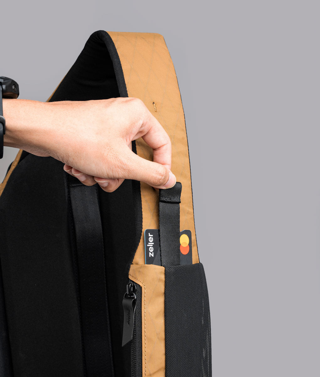 Metro Crossbody