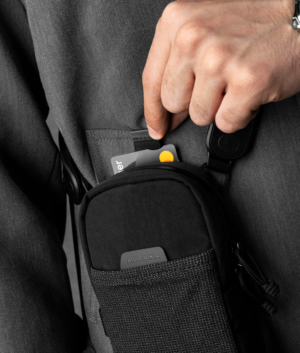ModularShoulderPocketMaxAxoflux400DBlack_WashedNylon__0021.jpg