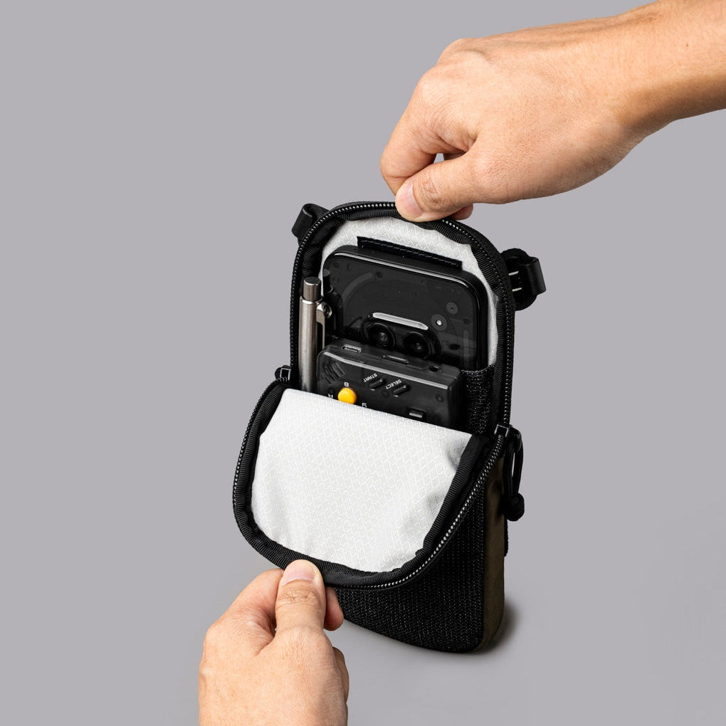 ModularShoulderPocketSlimAxoflux400DGreen_WashedNylon__0009_edited.jpg