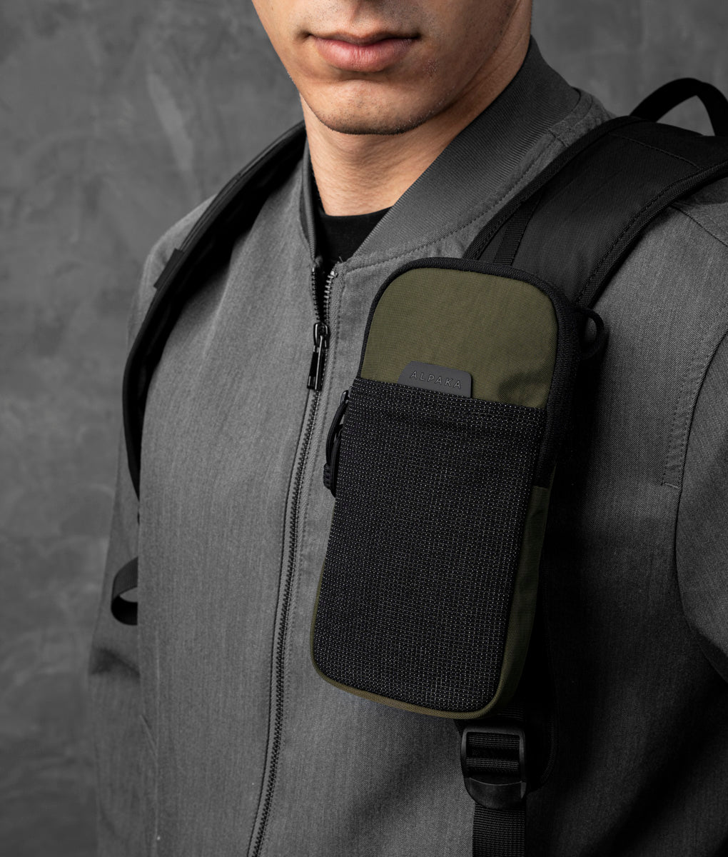 ModularShoulderPocketSlimAxoflux400DGreen_WashedNylon__0017.jpg