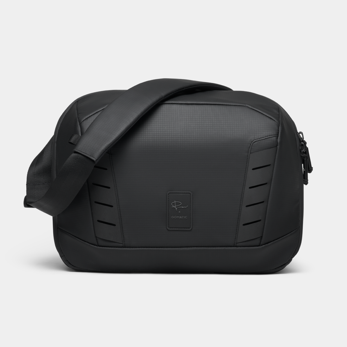McKinnon Camera Messenger 13 L
