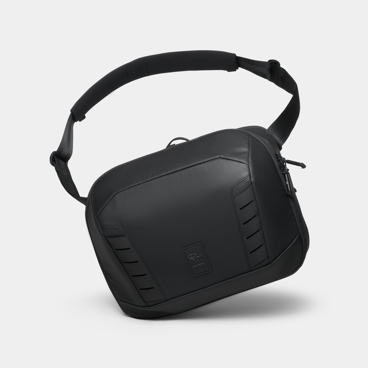 McKinnon Camera Messenger 13 L