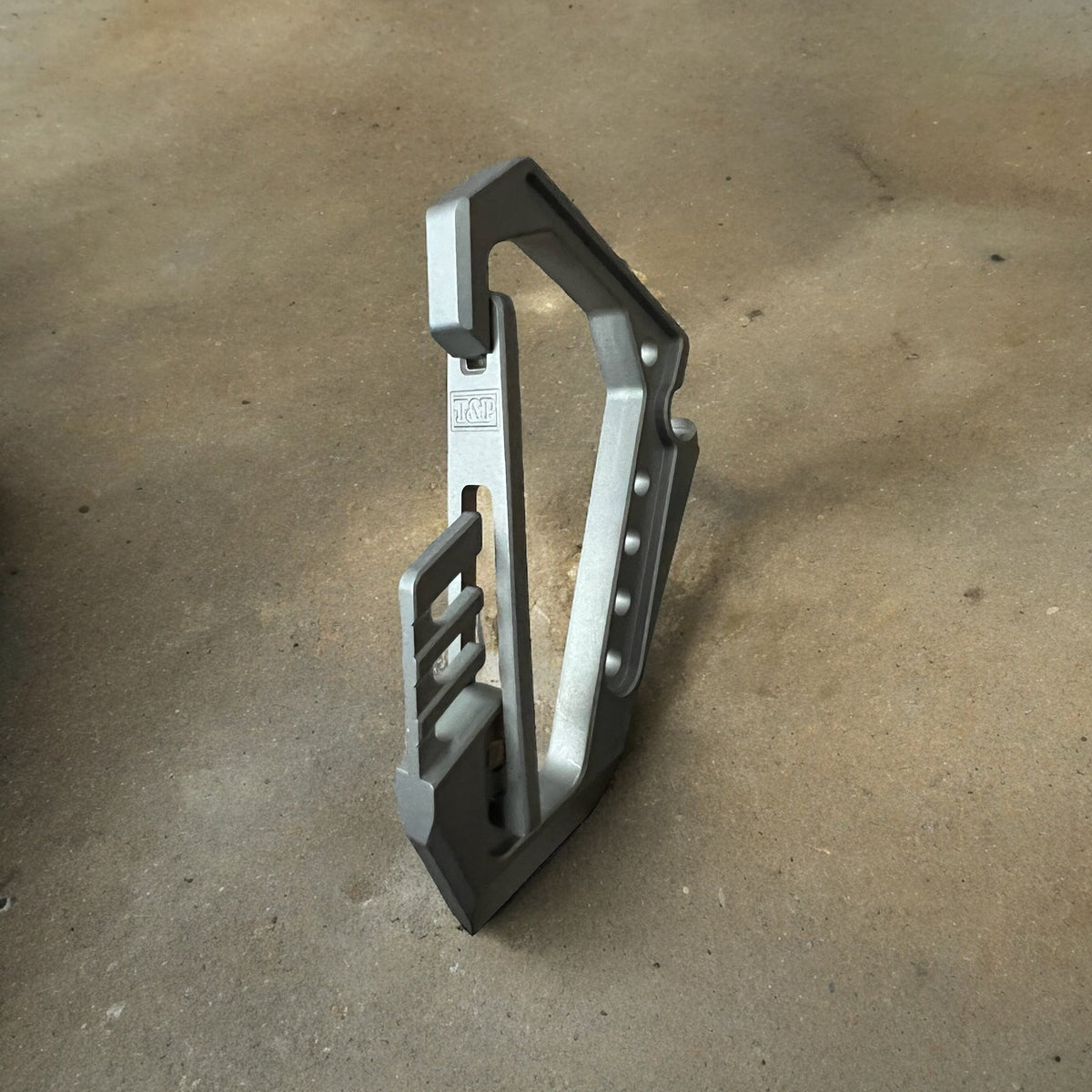 Ti-tan Latch