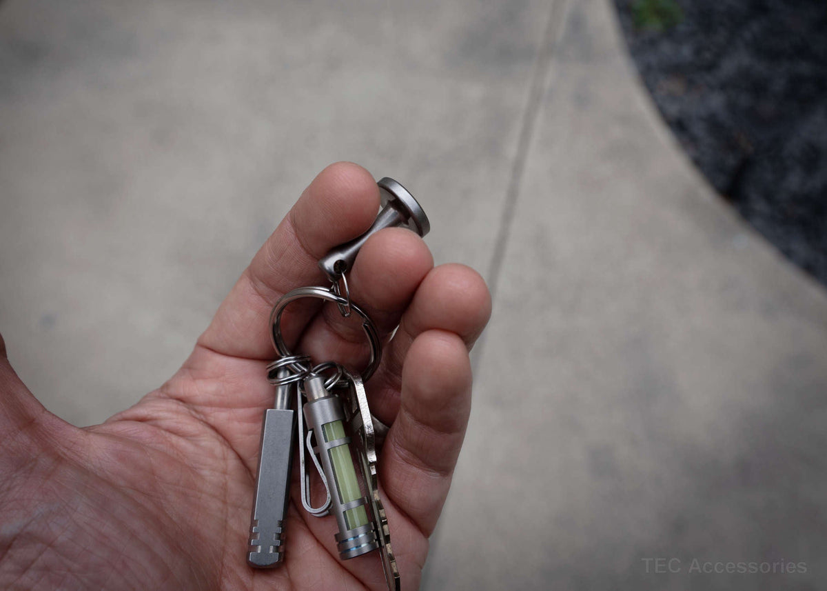 Zip-Ti Titanium Zipper Pull