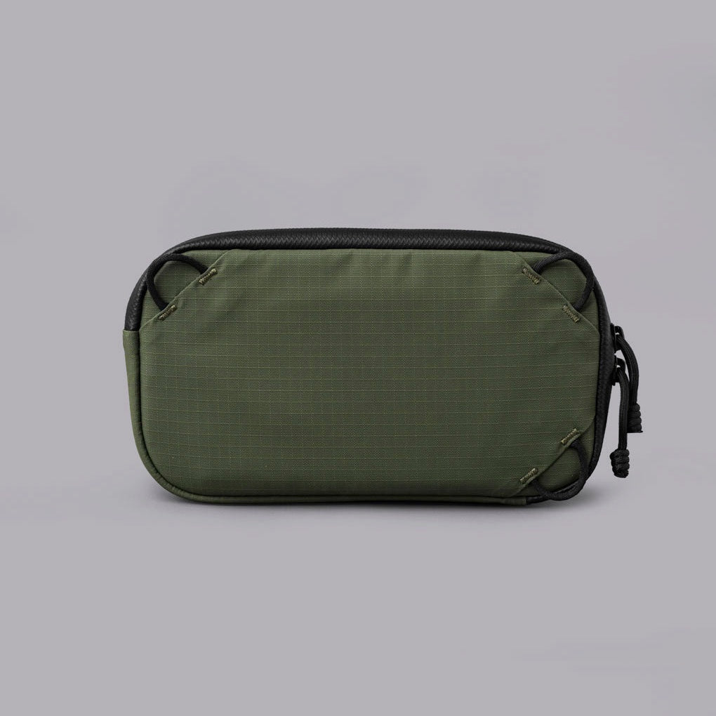 Alpaka Bravo Passport Pouch