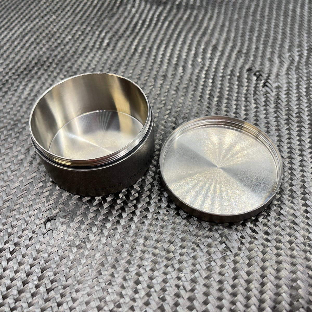 CountyComm Titanium 360 Stash