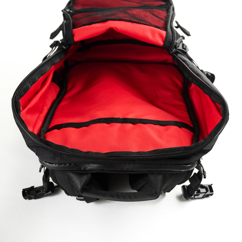 Clamshell 38 Backpack