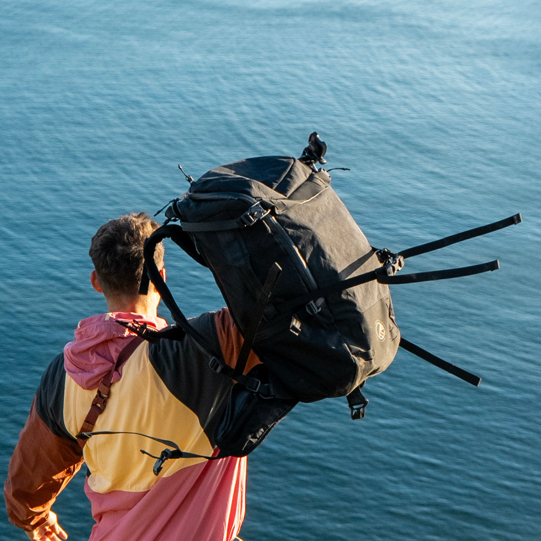Clamshell 38 Backpack