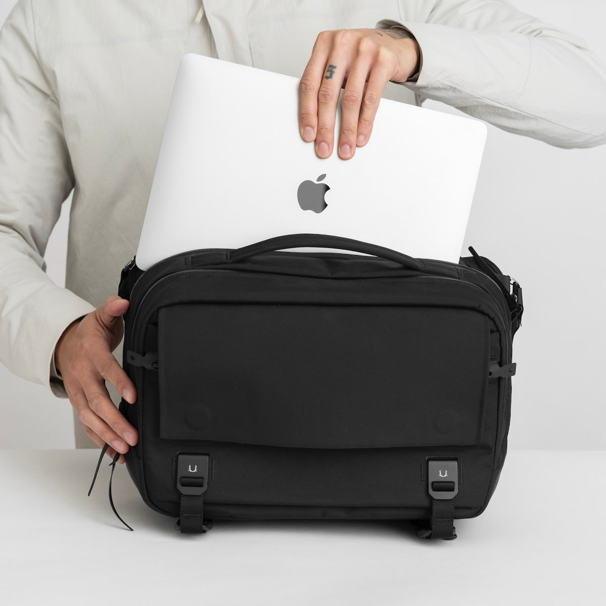 Grip Sling 12 L