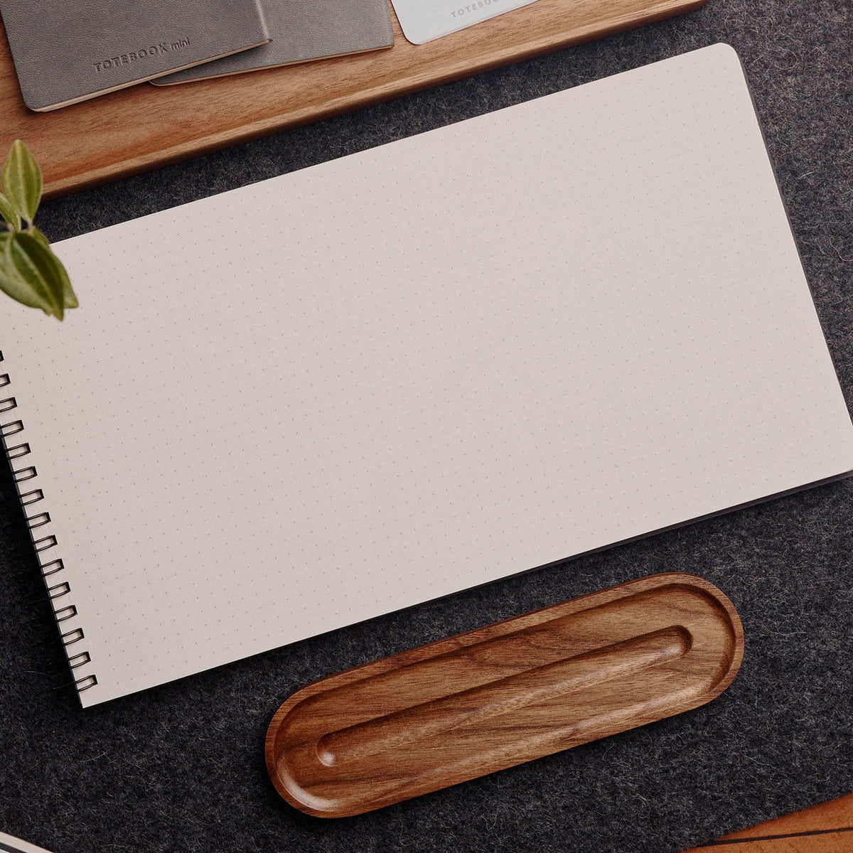 Studio Neat Panobook