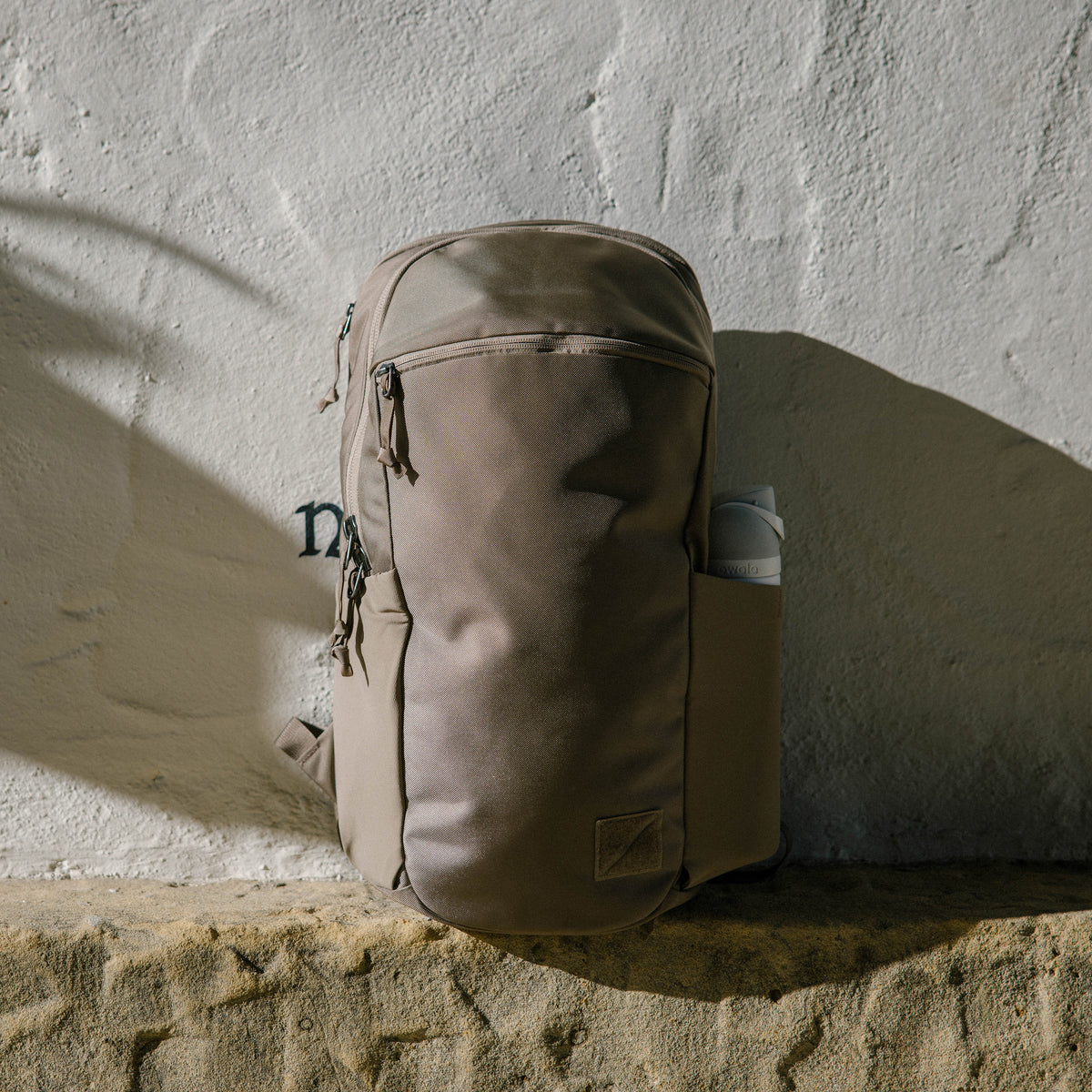Civic Half Zip 22 L Backpack