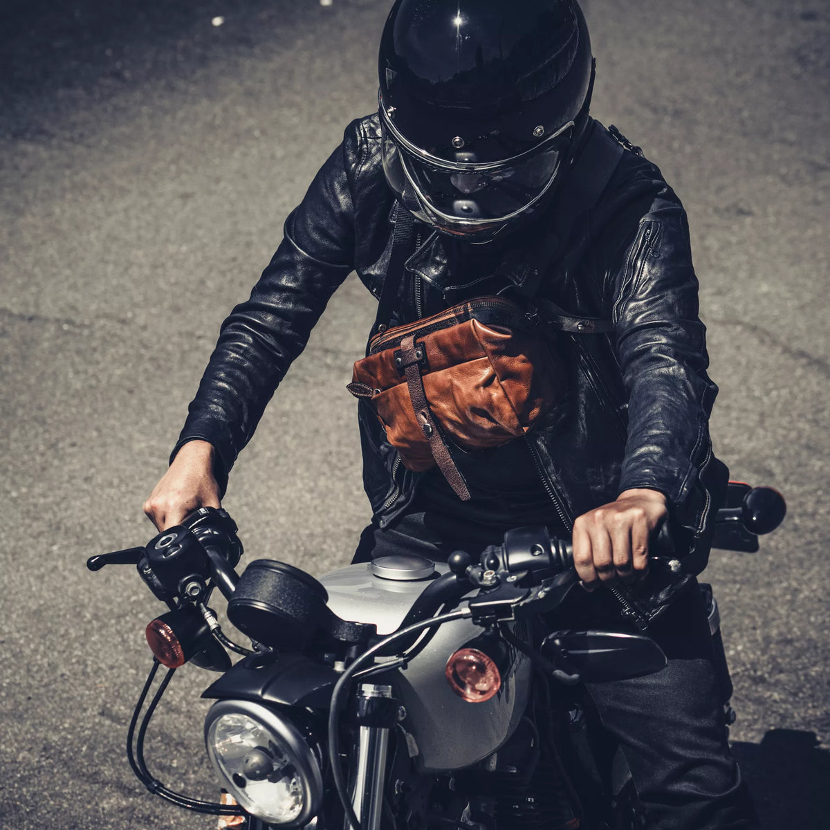 Mini Rider Leather 3.5 L Sling Bag