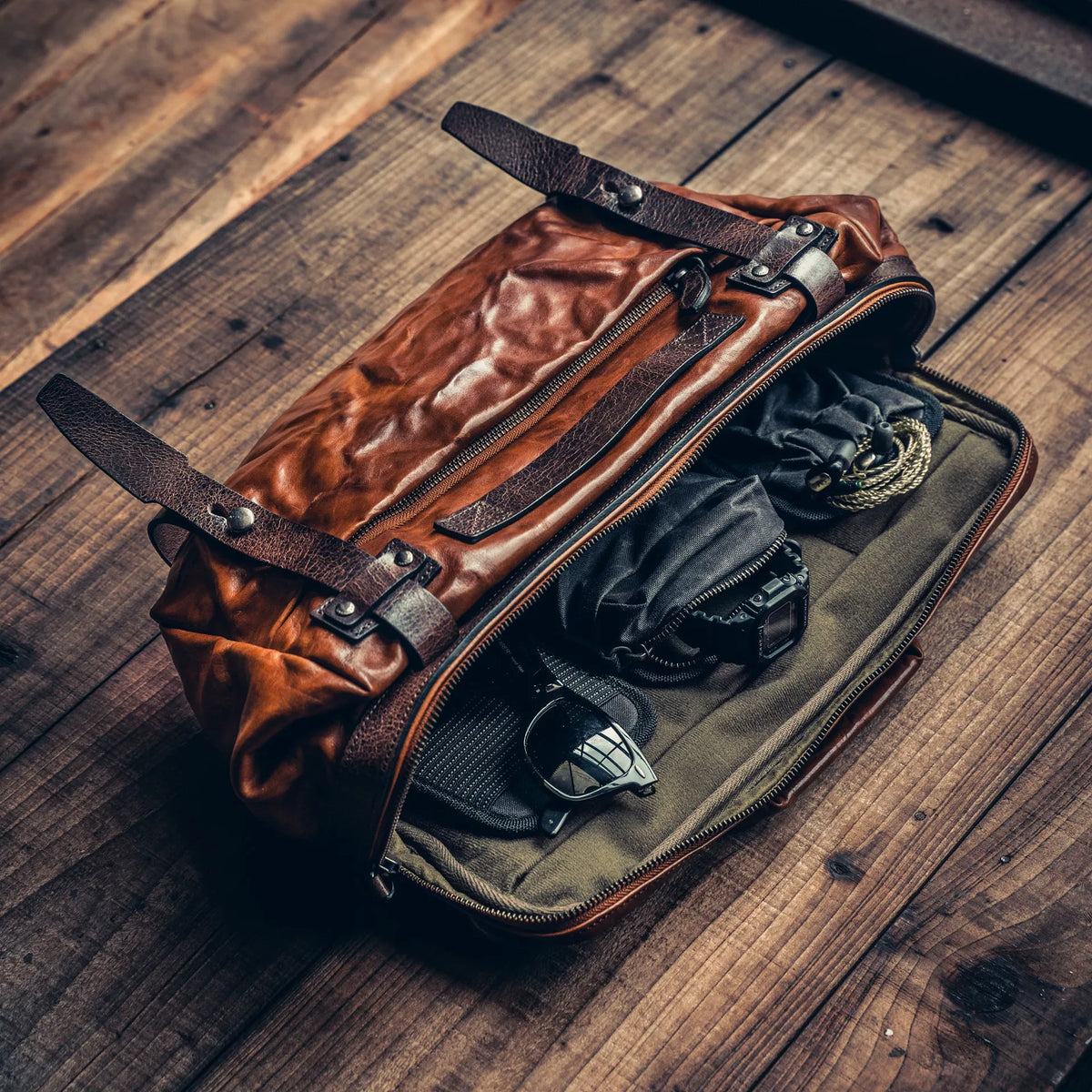 Night Rider Leather 9.5 L Sling Bag