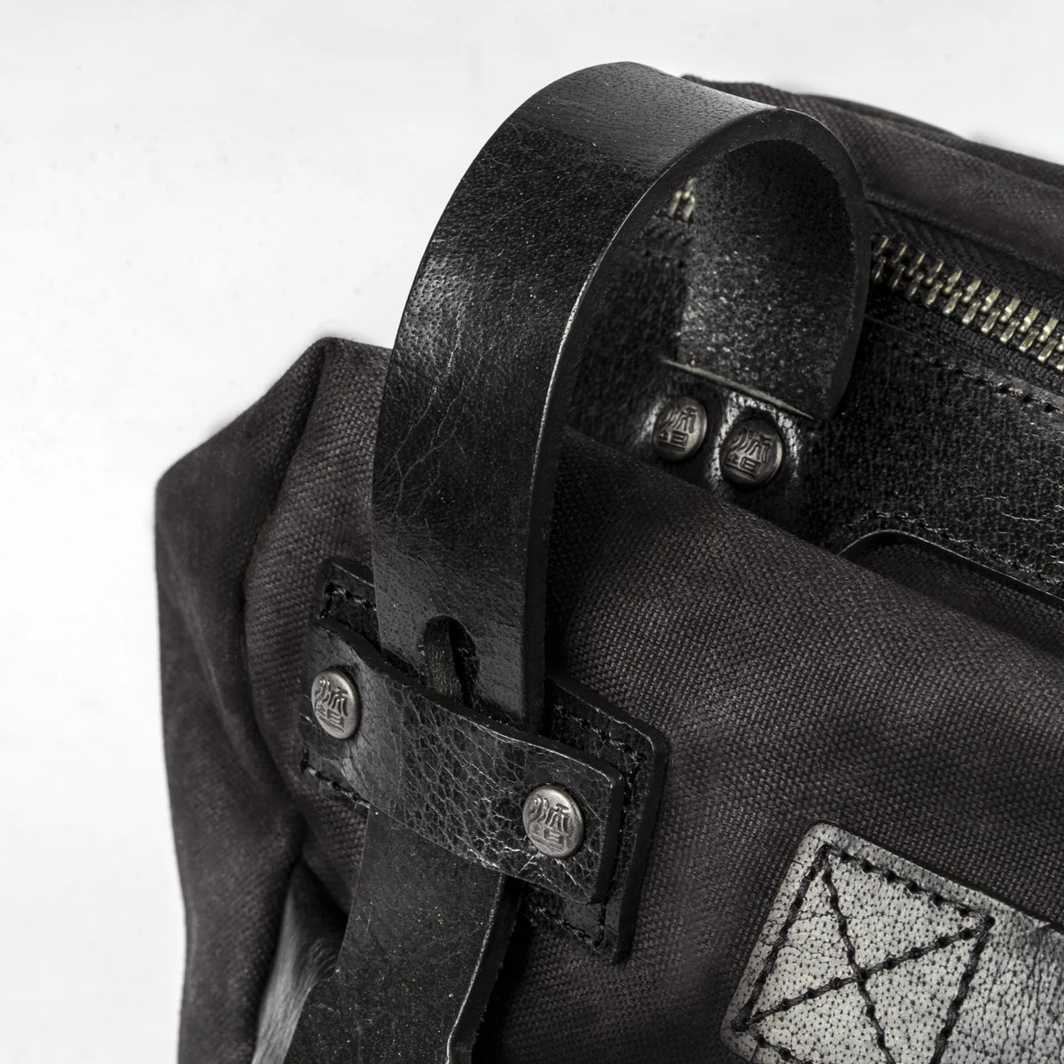 Easy Rider 9.5 L Sling Bag