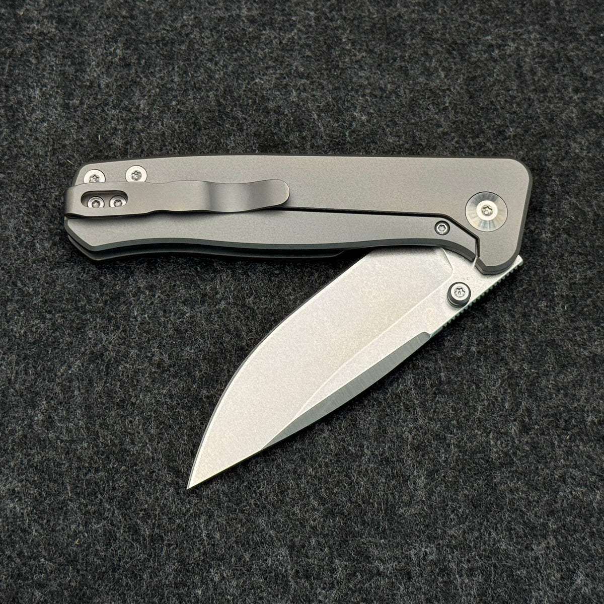 Neutron Star Era-2 Nail Groove Knife