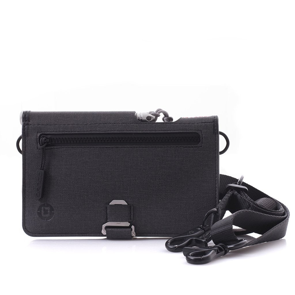 P02 Pioneer Travel Wallet