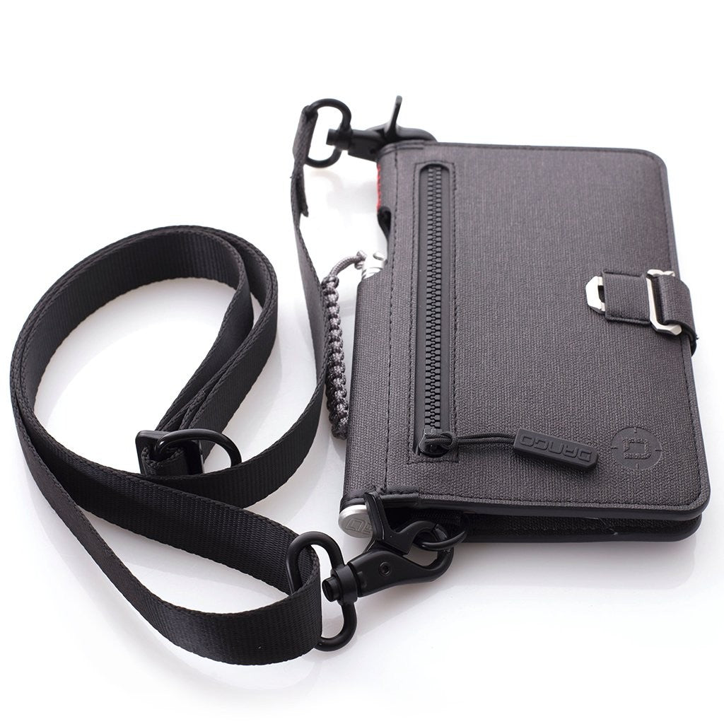 P02 Pioneer Travel Wallet