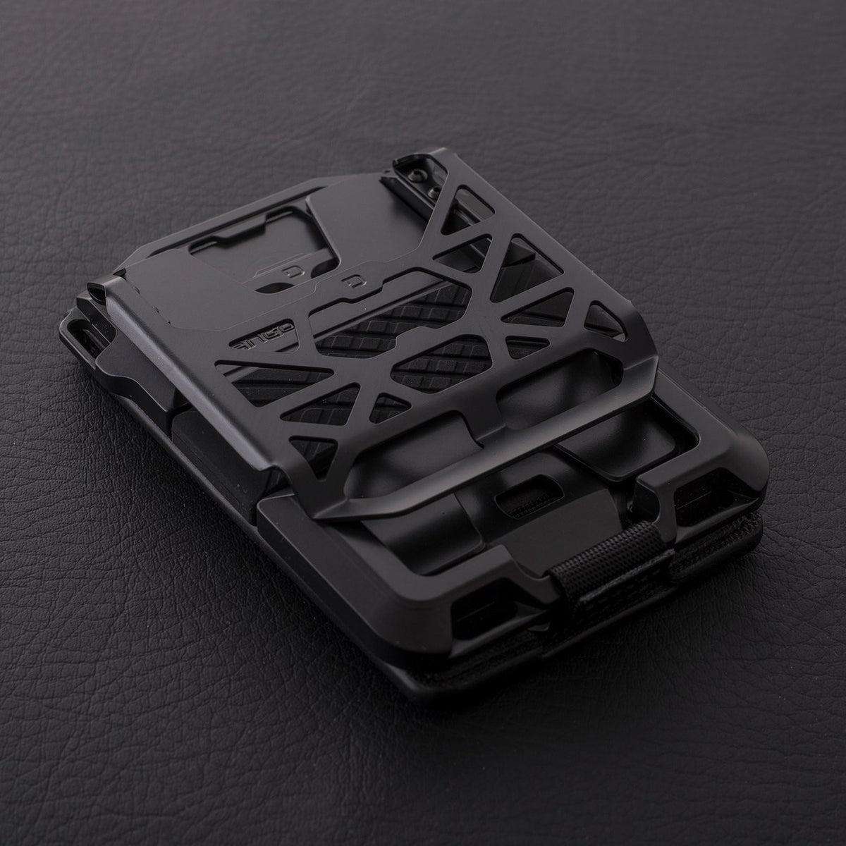 M1 Chassis Clip