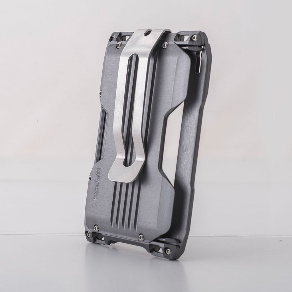 A10 Chassis Clip - Klipsu