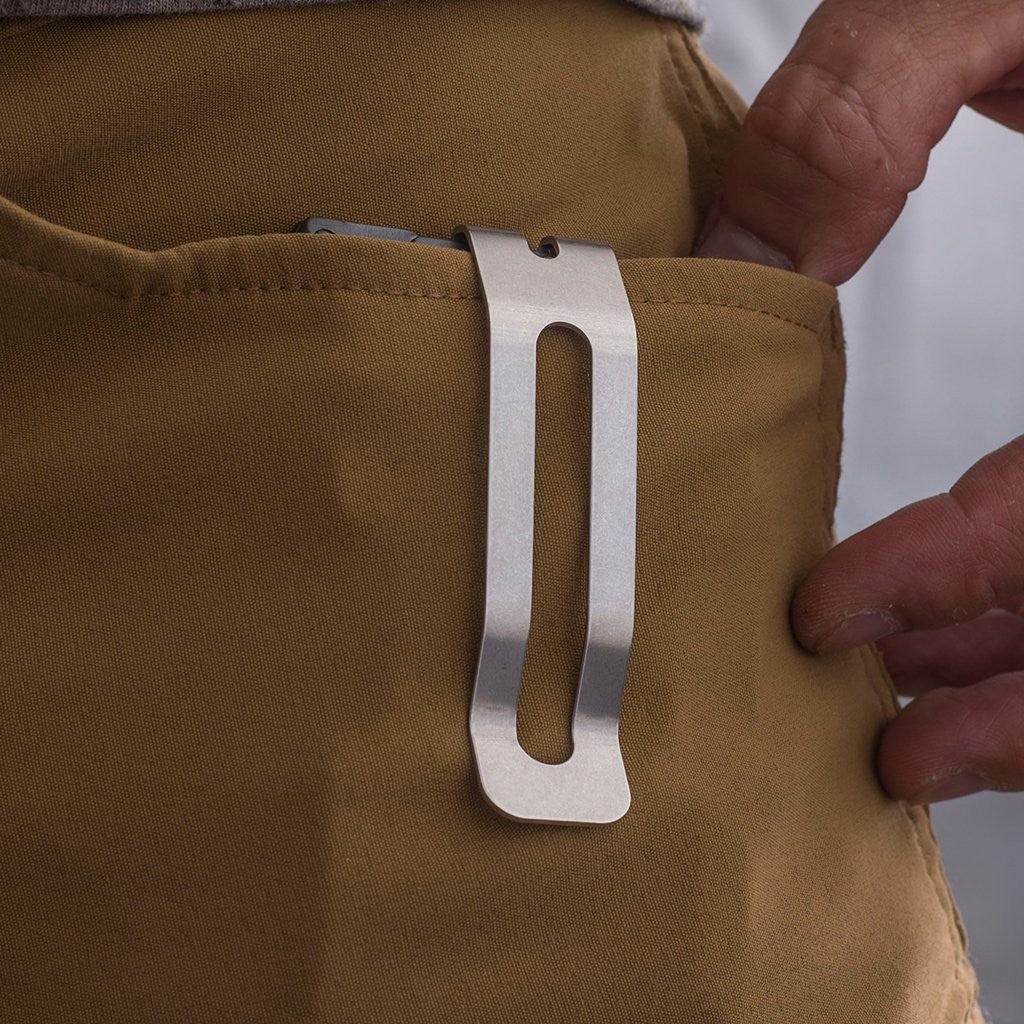 A10 Chassis Clip - Klipsu
