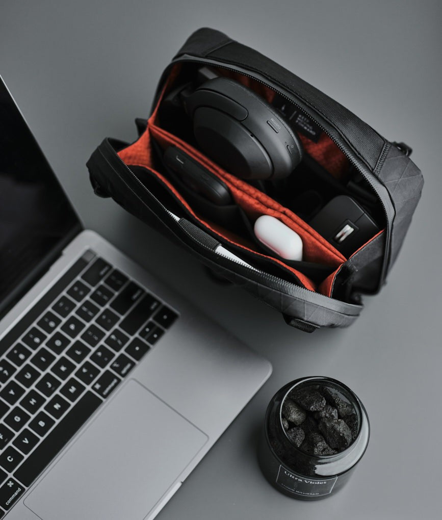 Elements Tech Case Max