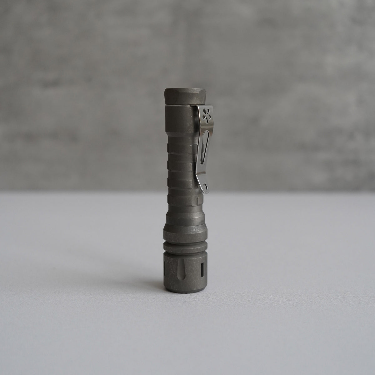 LANapple Titanium Flashlight