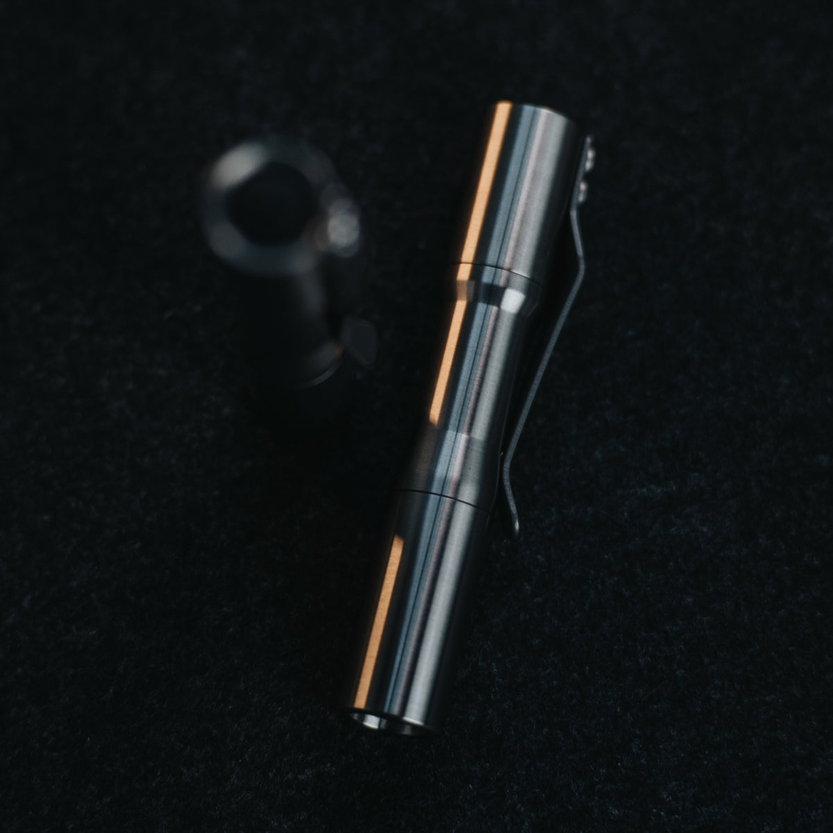 Micro Click Titanium - Taskulamppu