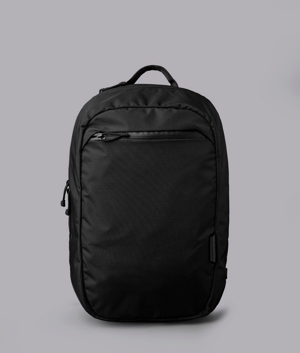 Essential 16 L - Reppu