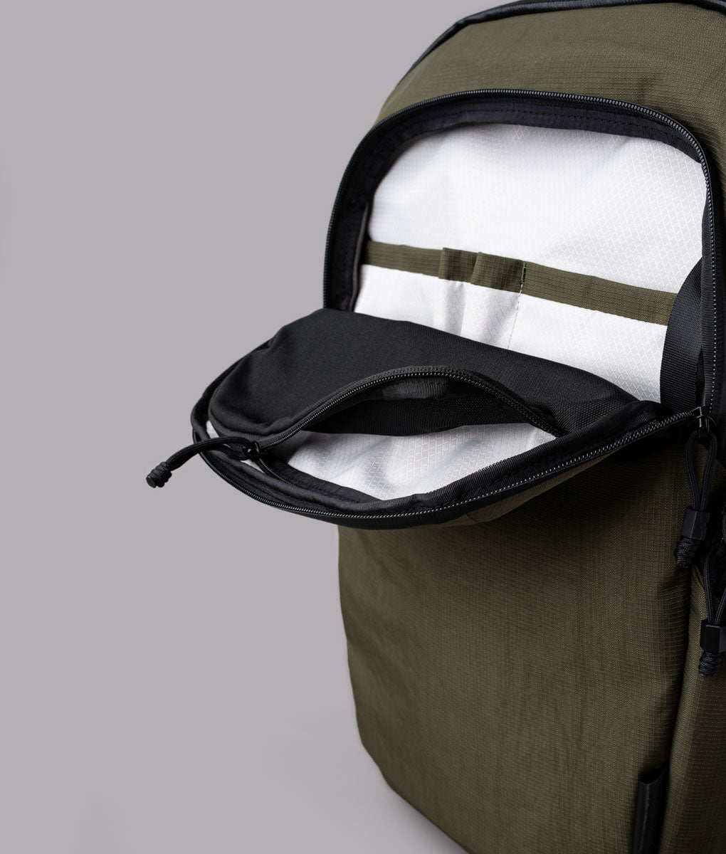 Bravo Backpack 23 L